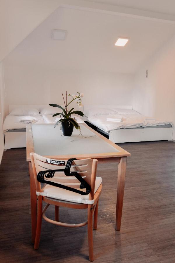 Apartmany Centrum Novy Bor Luaran gambar