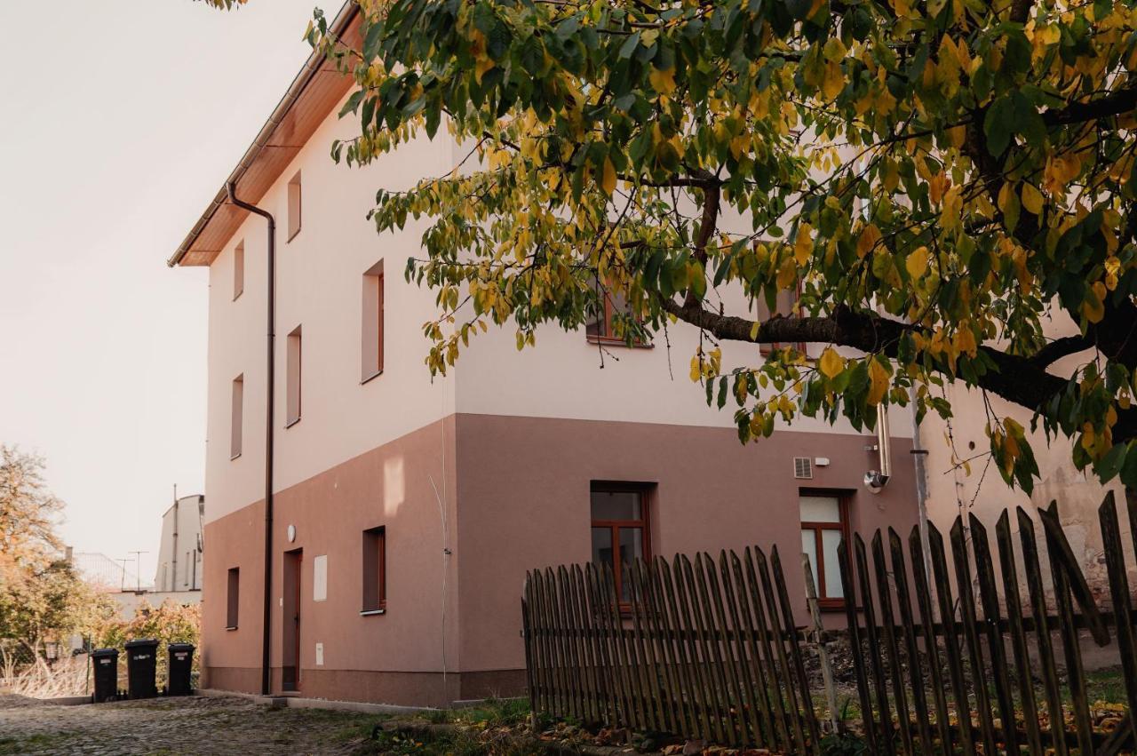 Apartmany Centrum Novy Bor Luaran gambar