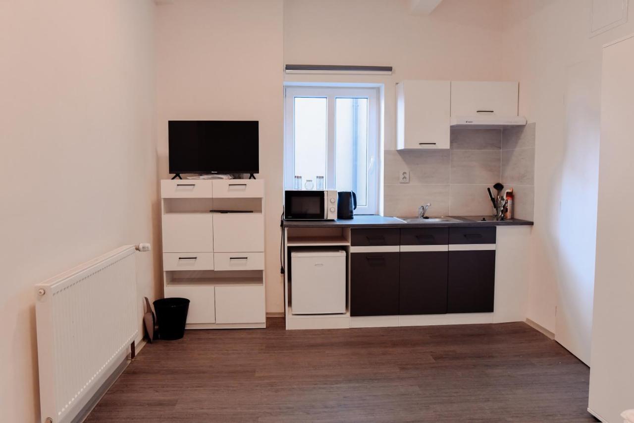 Apartmany Centrum Novy Bor Luaran gambar