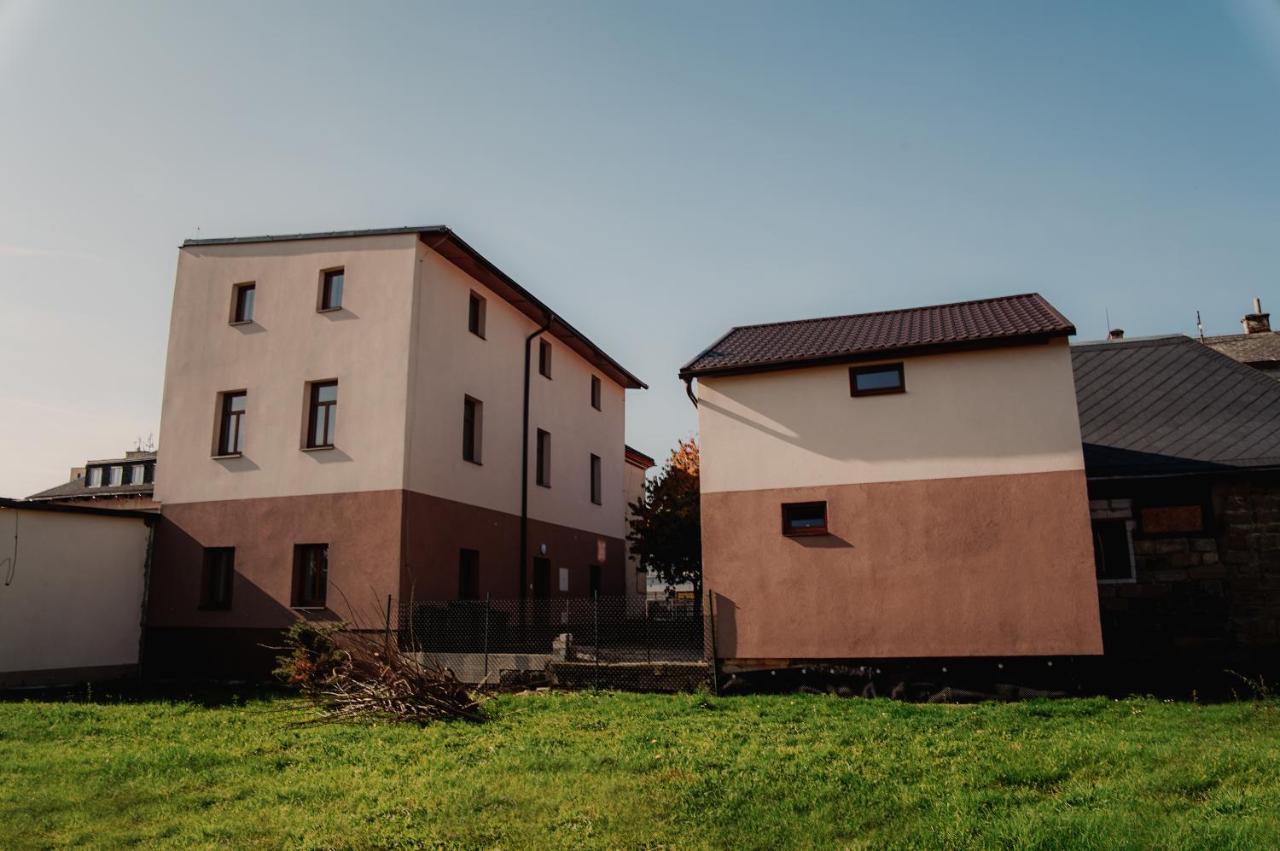 Apartmany Centrum Novy Bor Luaran gambar